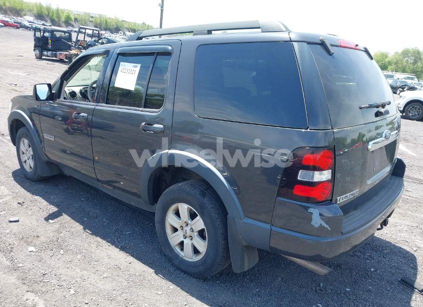 Photo 3 of 2007 Ford Explorer XLT (VIN 1FMEU73E07UB49985)