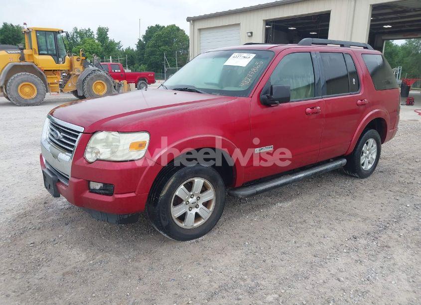 Photo 2 of 2007 Ford Explorer XLT (VIN 1FMEU73E07UB55611)