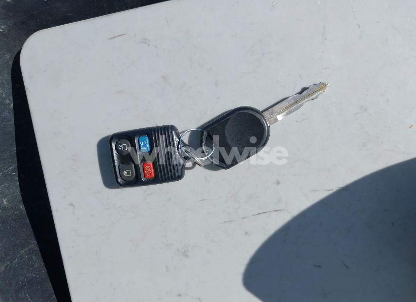 Photo 11 of 2007 Ford Explorer XLT (VIN 1FMEU73E17UA96116)