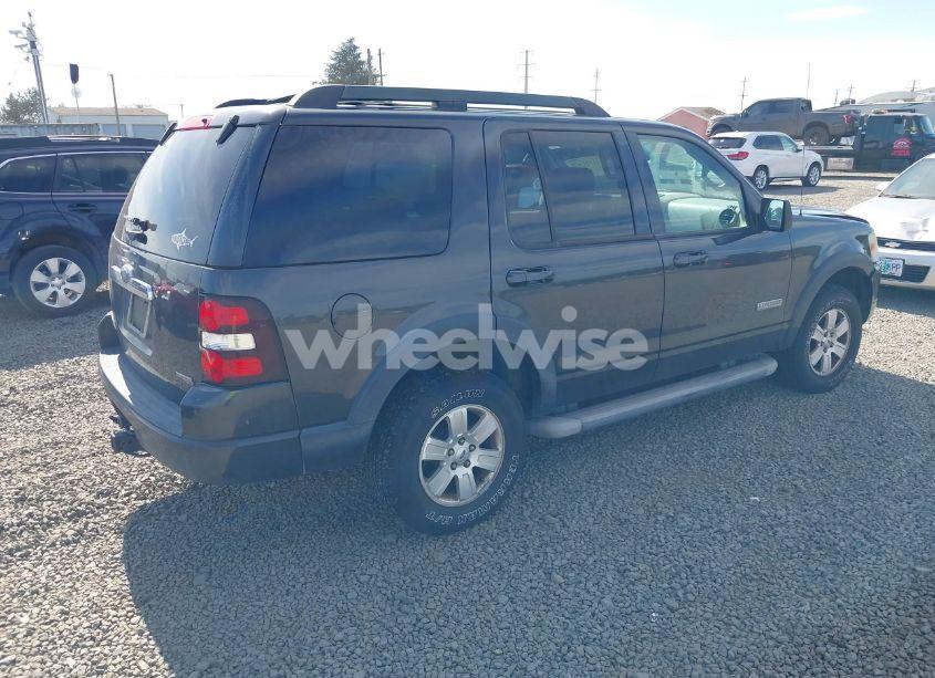 Photo 4 of 2007 Ford Explorer XLT (VIN 1FMEU73E17UA96116)