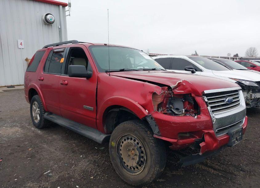 2007 Ford Explorer XLT (VIN 1FMEU73E17UA96570) main photo