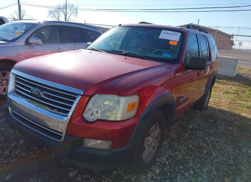 Photo 2 of 2007 Ford Explorer XLT (VIN 1FMEU73E17UA97279)