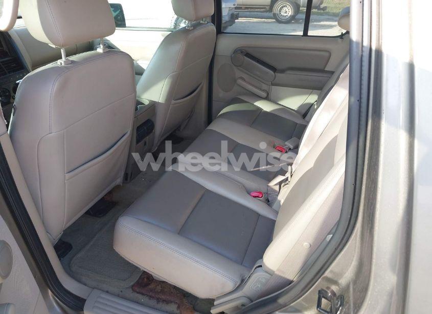 Photo 8 of 2006 Ford Explorer XLT (VIN 1FMEU73E26ZA15416)