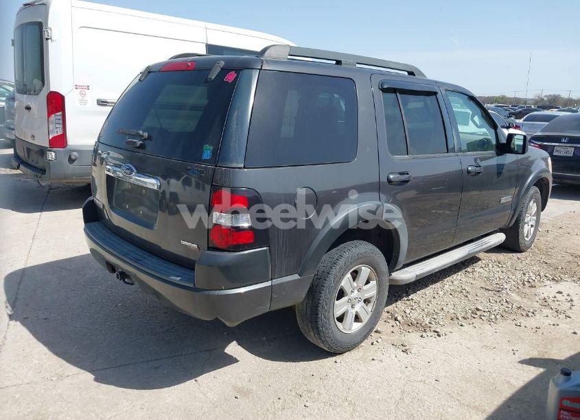 Photo 4 of 2007 Ford Explorer XLT (VIN 1FMEU73E27UB01016)