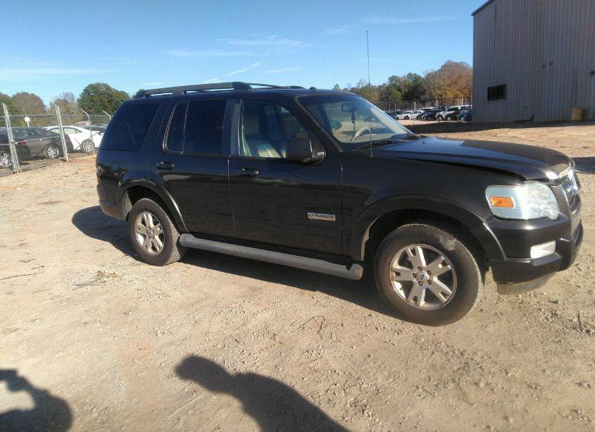 2007 Ford Explorer XLT (VIN 1FMEU73E27UB20911) main photo