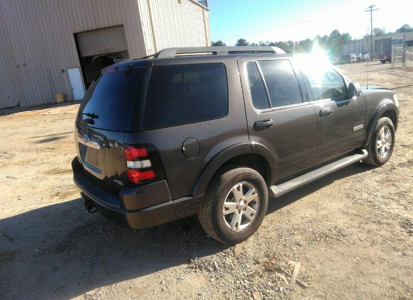 Photo 4 of 2007 Ford Explorer XLT (VIN 1FMEU73E27UB20911)