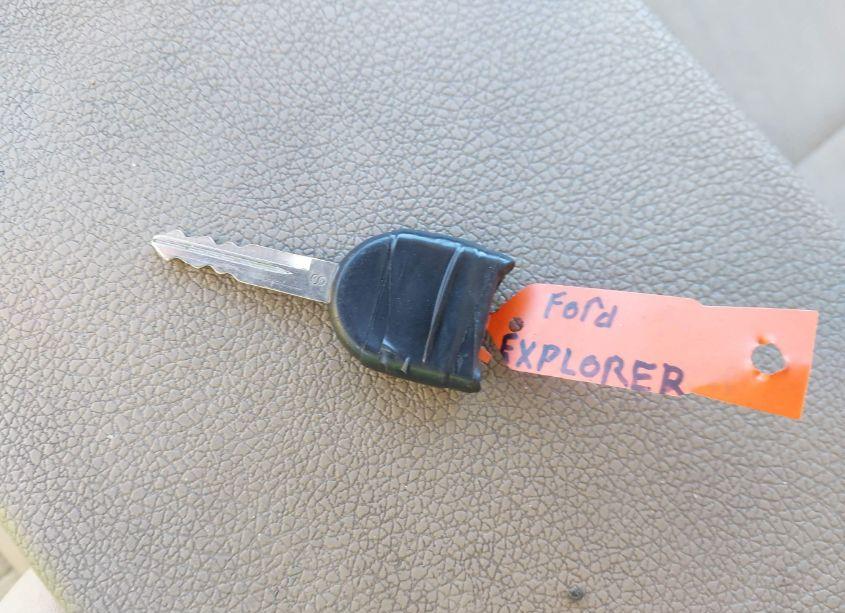 Photo 11 of 2007 Ford Explorer XLT (VIN 1FMEU73E27UB22755)