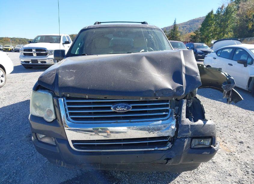 Photo 13 of 2007 Ford Explorer XLT (VIN 1FMEU73E27UB22755)
