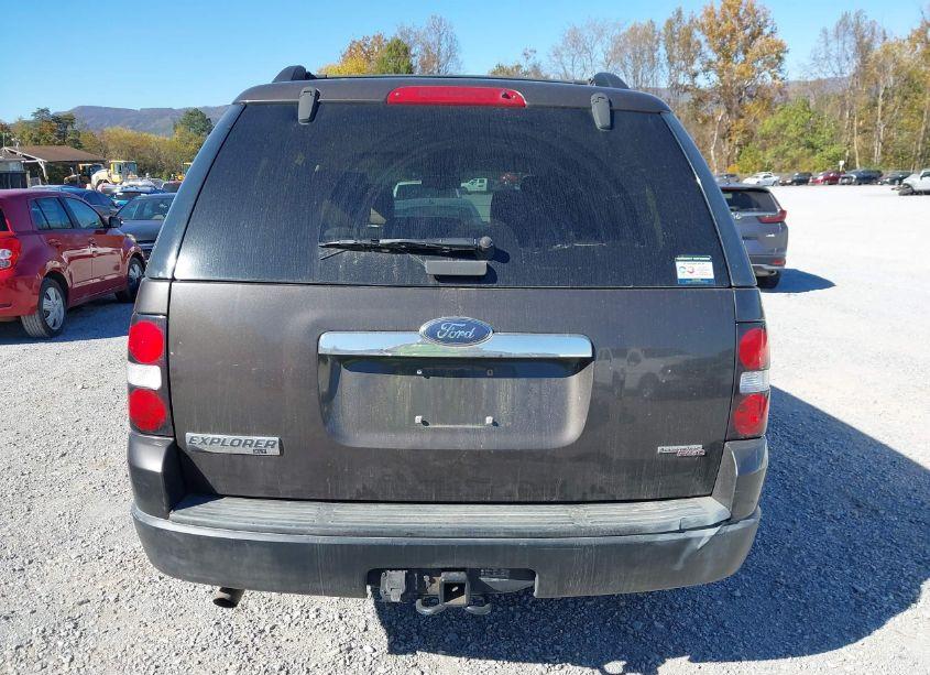 Photo 17 of 2007 Ford Explorer XLT (VIN 1FMEU73E27UB22755)