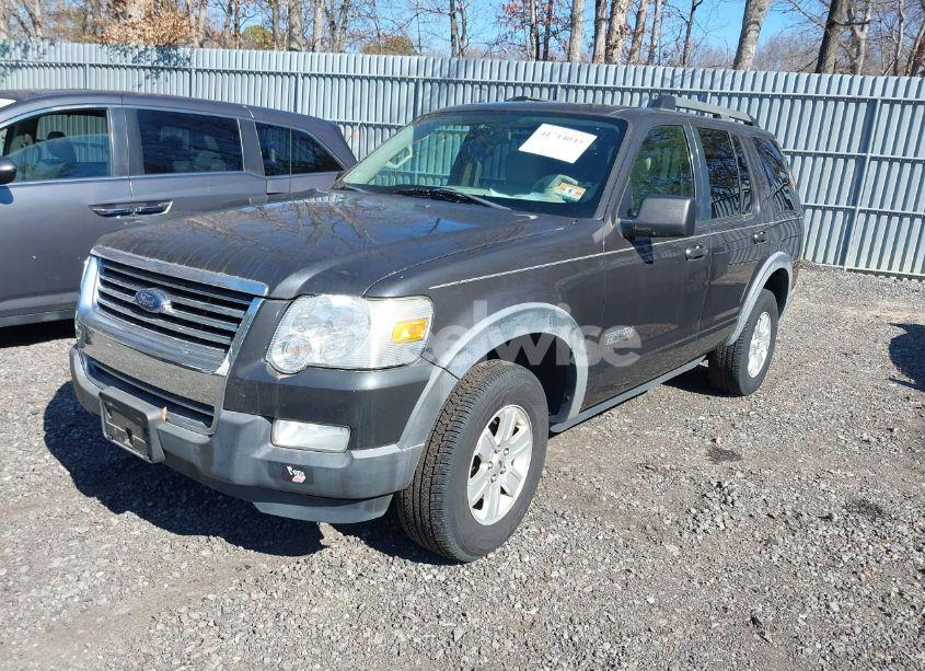 Photo 2 of 2007 Ford Explorer XLT (VIN 1FMEU73E27UB75004)