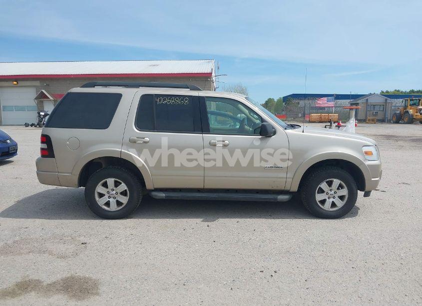 Photo 14 of 2007 Ford Explorer XLT (VIN 1FMEU73E27UB84981)