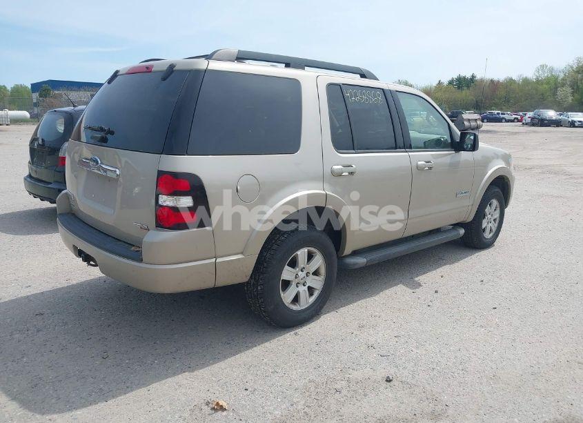 Photo 4 of 2007 Ford Explorer XLT (VIN 1FMEU73E27UB84981)