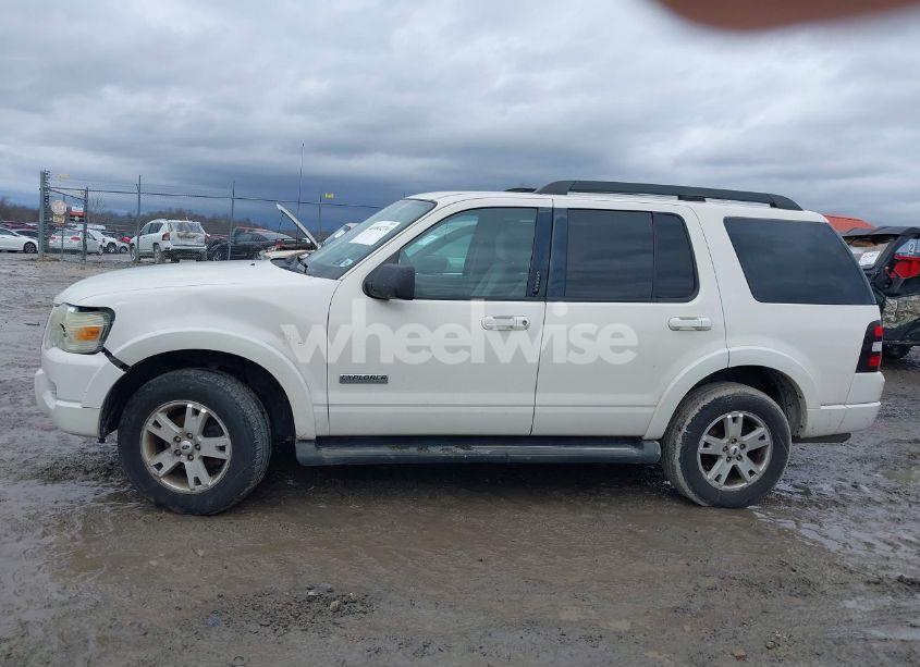 Photo 15 of 2008 Ford Explorer XLT (VIN 1FMEU73E28UA27257)