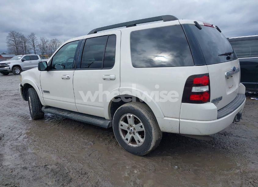 Photo 3 of 2008 Ford Explorer XLT (VIN 1FMEU73E28UA27257)