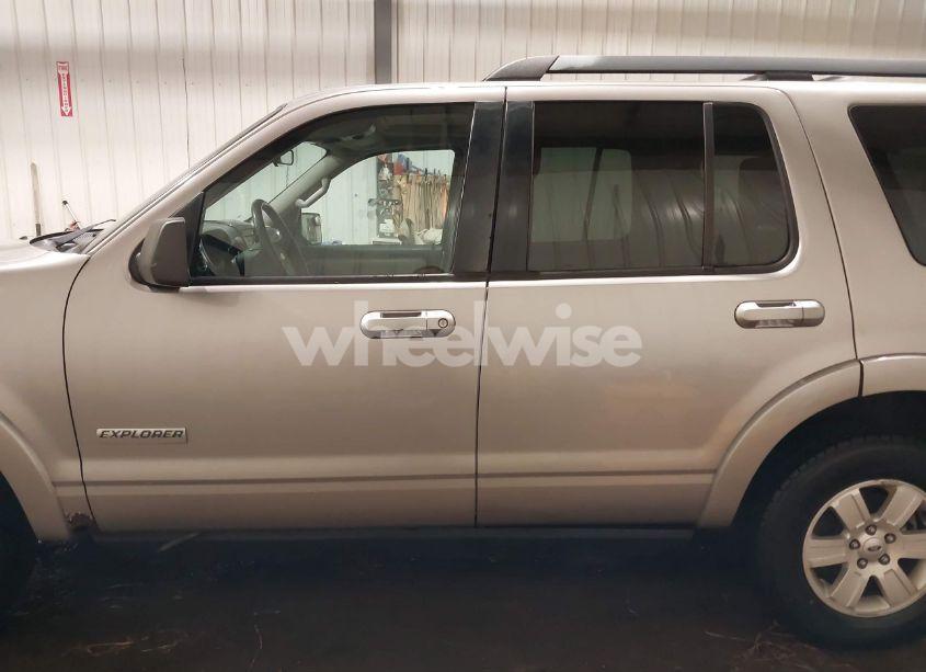 Photo 14 of 2008 Ford Explorer XLT (VIN 1FMEU73E28UA94764)