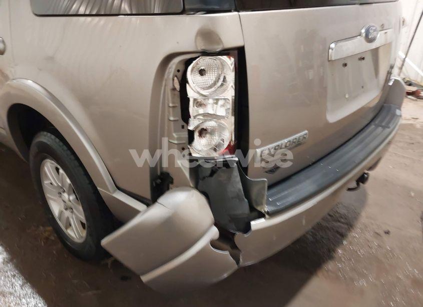 Photo 6 of 2008 Ford Explorer XLT (VIN 1FMEU73E28UA94764)