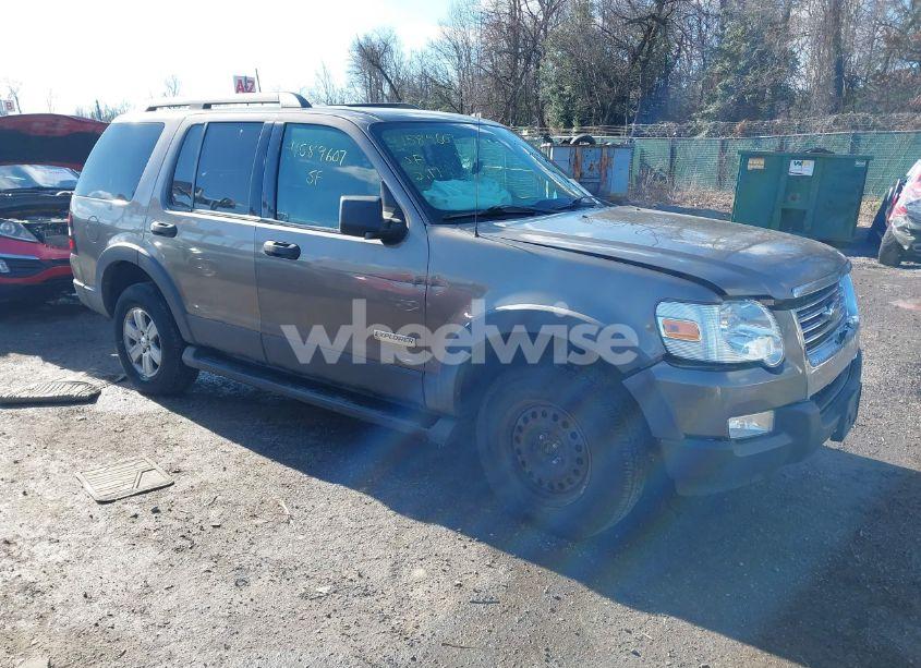 2006 Ford Explorer XLT (VIN 1FMEU73E36UA67313) main photo