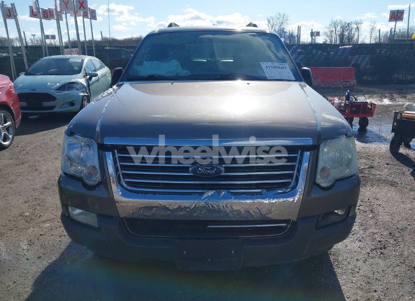 Photo 11 of 2006 Ford Explorer XLT (VIN 1FMEU73E36UA67313)