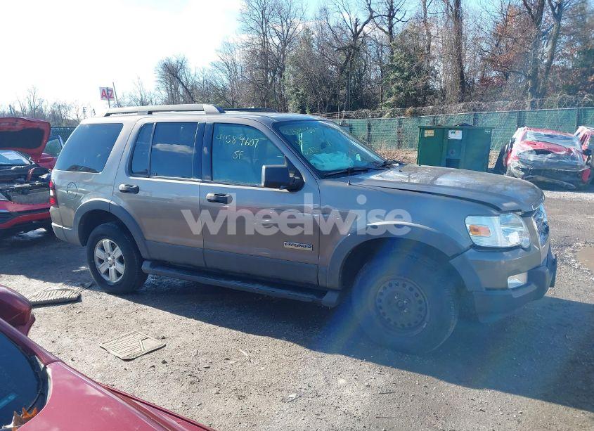 Photo 12 of 2006 Ford Explorer XLT (VIN 1FMEU73E36UA67313)