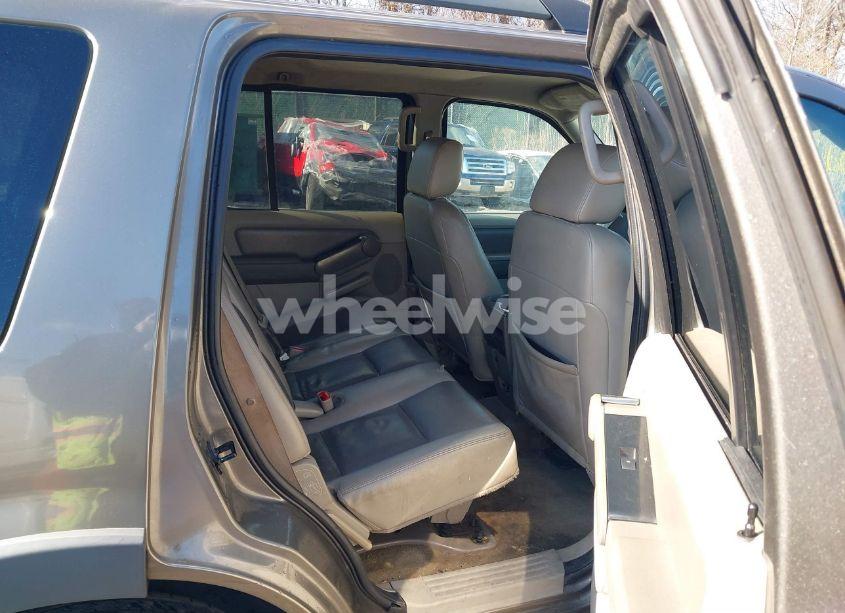 Photo 8 of 2006 Ford Explorer XLT (VIN 1FMEU73E36UA67313)