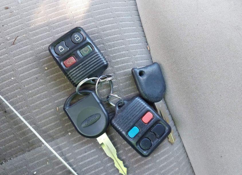 Photo 11 of 2006 Ford Explorer XLT (VIN 1FMEU73E36UB57500)