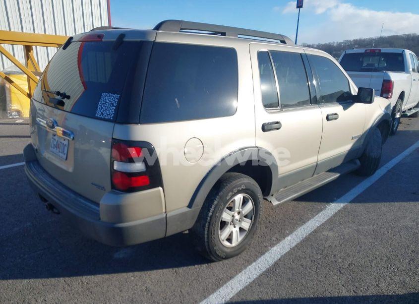 Photo 4 of 2006 Ford Explorer XLT (VIN 1FMEU73E36UB73163)