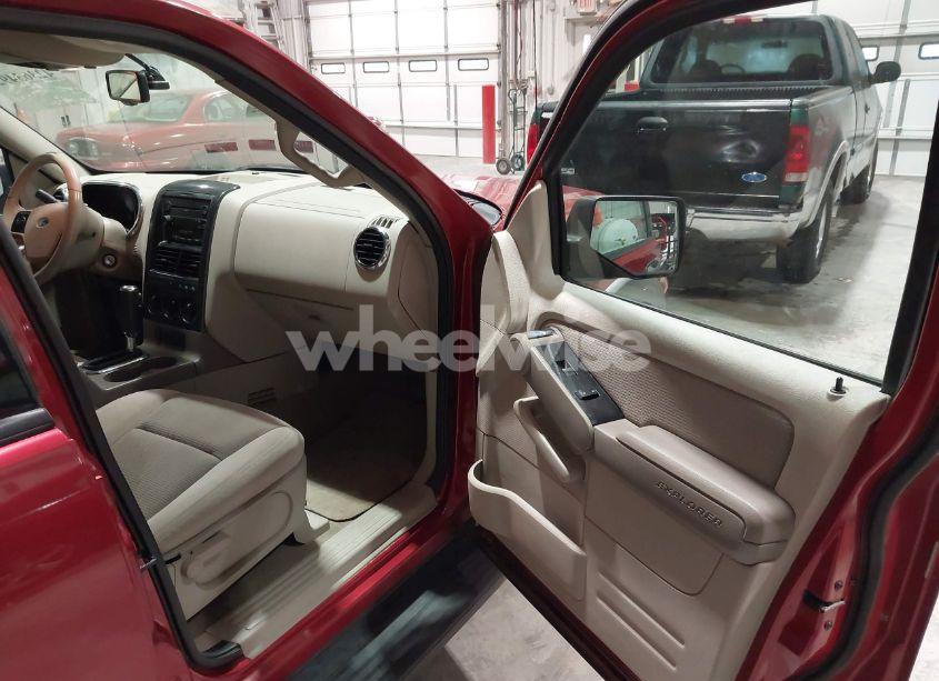 Photo 5 of 2006 Ford Explorer XLT (VIN 1FMEU73E36ZA19622)