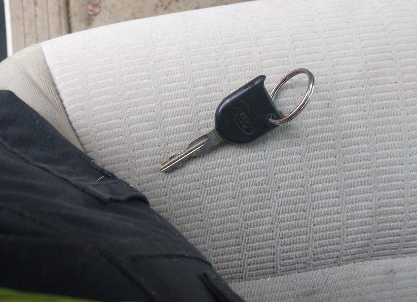 Photo 11 of 2008 Ford Explorer XLT (VIN 1FMEU73E38UA31964)