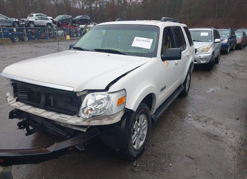 Photo 2 of 2008 Ford Explorer XLT (VIN 1FMEU73E38UA31964)
