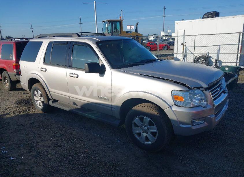 2008 Ford Explorer XLT (VIN 1FMEU73E38UA57643) main photo