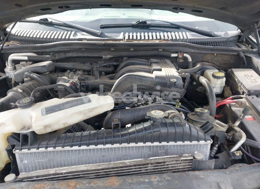 Photo 10 of 2006 Ford Explorer XLT (VIN 1FMEU73E46UA05726)