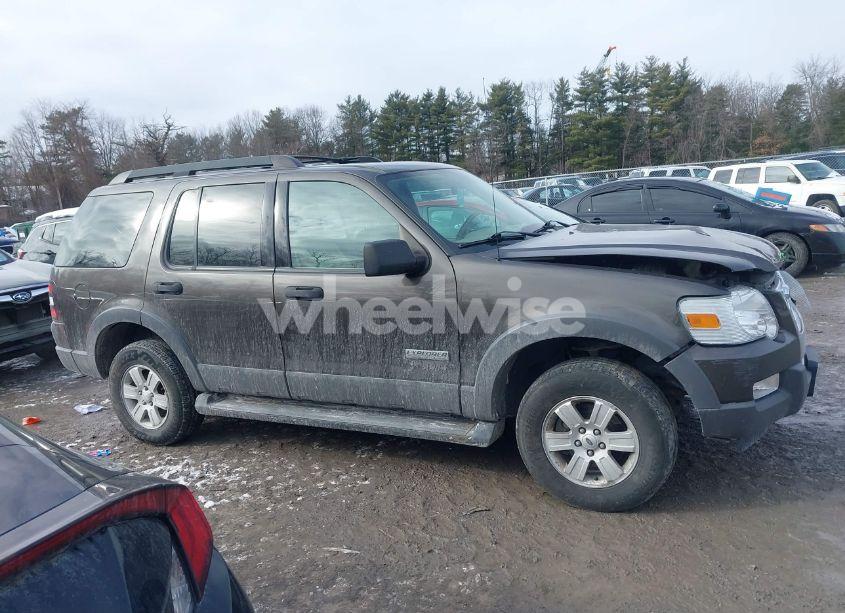 Photo 13 of 2006 Ford Explorer XLT (VIN 1FMEU73E46UA05726)