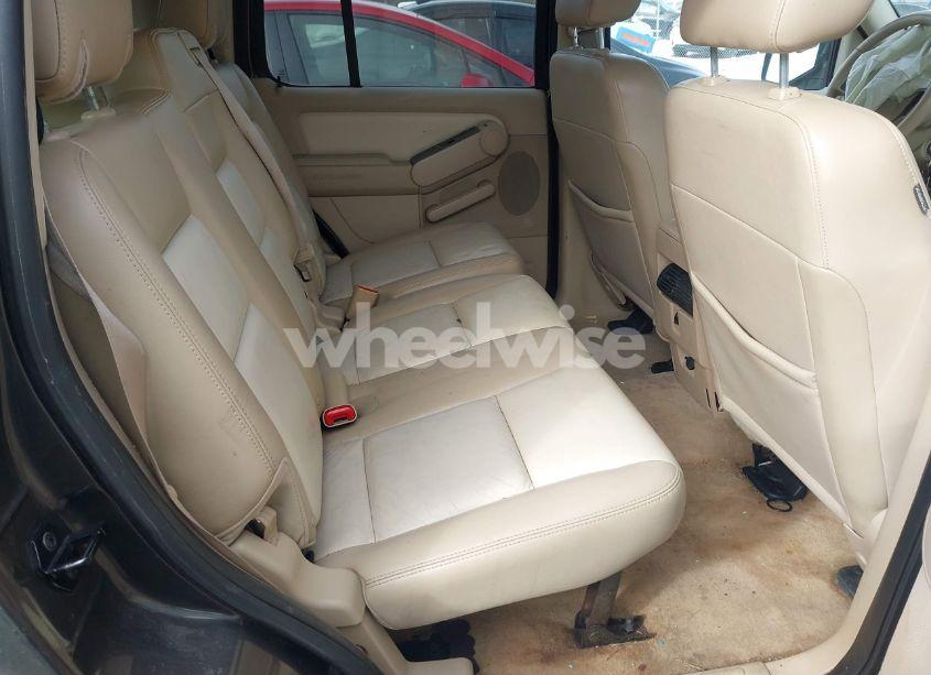 Photo 8 of 2006 Ford Explorer XLT (VIN 1FMEU73E46UA05726)