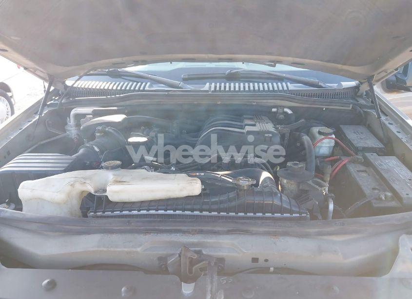 Photo 10 of 2006 Ford Explorer XLT (VIN 1FMEU73E46UA05970)