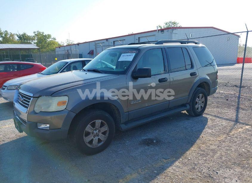Photo 2 of 2006 Ford Explorer XLT (VIN 1FMEU73E46UA05970)