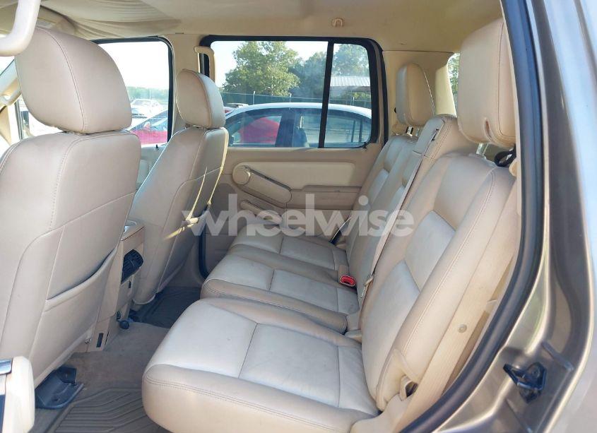 Photo 8 of 2006 Ford Explorer XLT (VIN 1FMEU73E46UA05970)