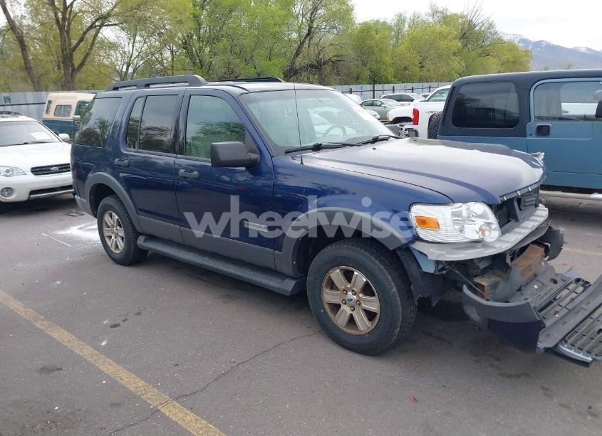 2006 Ford Explorer XLT (VIN 1FMEU73E46UA18945) main photo
