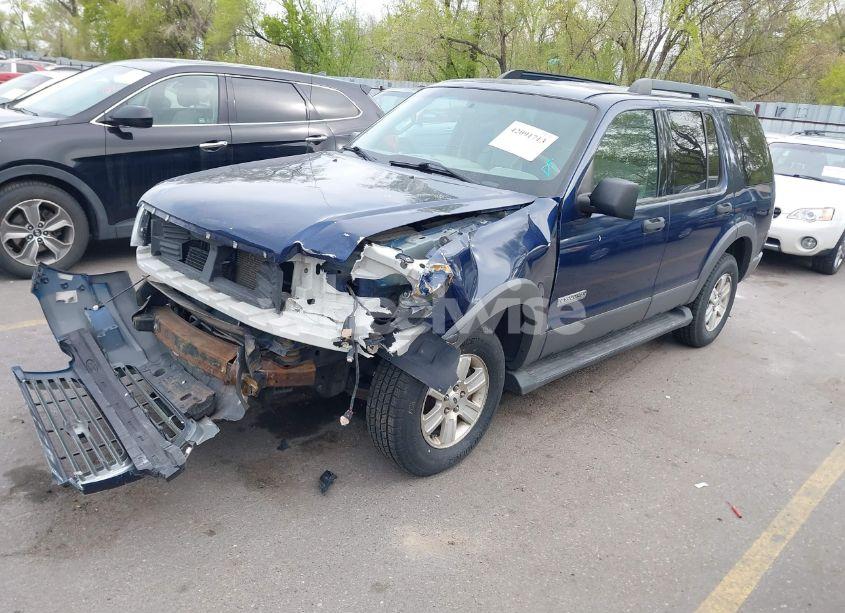 Photo 2 of 2006 Ford Explorer XLT (VIN 1FMEU73E46UA18945)
