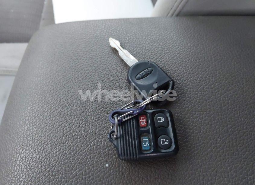 Photo 11 of 2007 Ford Explorer XLT (VIN 1FMEU73E57UA98483)