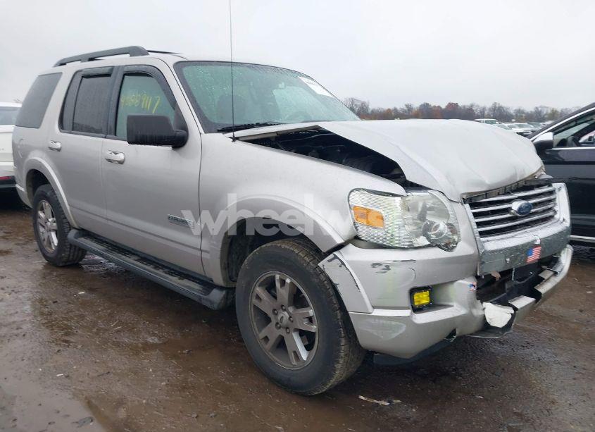 2007 Ford Explorer XLT (VIN 1FMEU73E57UB79127) main photo