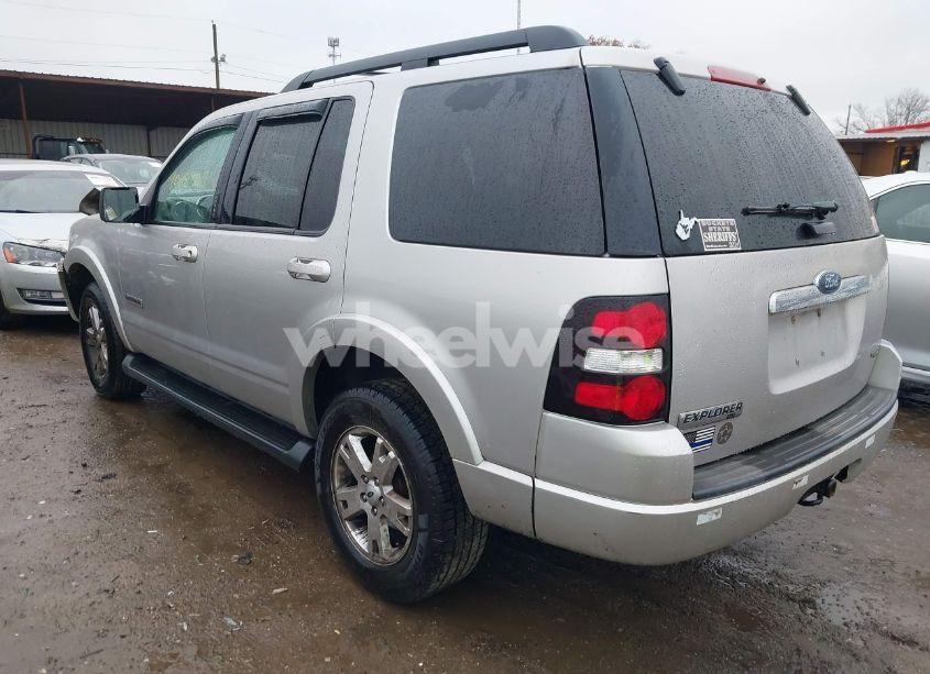 Photo 3 of 2007 Ford Explorer XLT (VIN 1FMEU73E57UB79127)