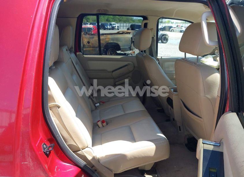 Photo 8 of 2006 Ford Explorer XLT (VIN 1FMEU73E66UA42910)