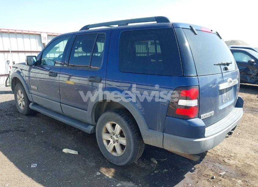 Photo 3 of 2006 Ford Explorer XLT (VIN 1FMEU73E66UB48094)