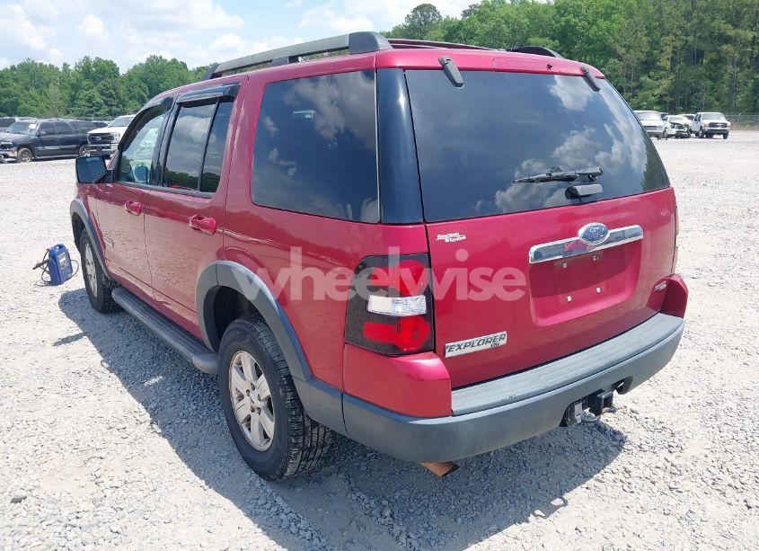 Photo 3 of 2007 Ford Explorer XLT (VIN 1FMEU73E67UB28736)