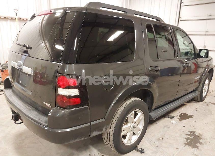 Photo 4 of 2007 Ford Explorer XLT (VIN 1FMEU73E67UB44483)