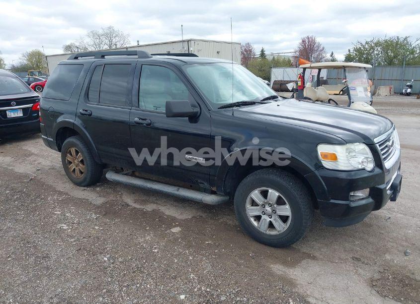 2007 Ford Explorer XLT (VIN 1FMEU73E67UB82828) main photo