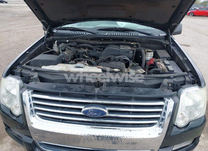 Photo 10 of 2007 Ford Explorer XLT (VIN 1FMEU73E67UB82828)