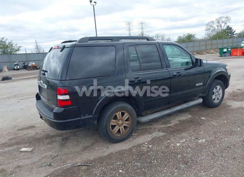 Photo 4 of 2007 Ford Explorer XLT (VIN 1FMEU73E67UB82828)