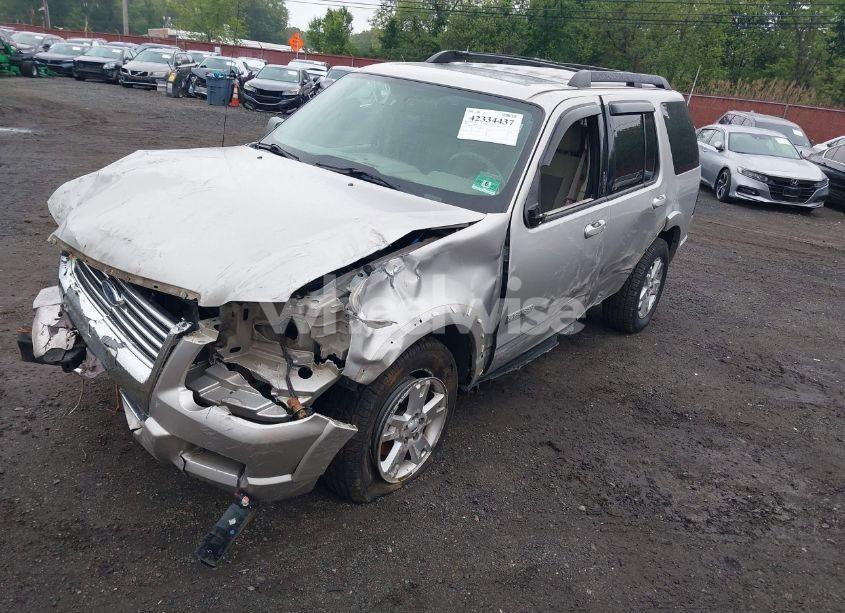 Photo 2 of 2007 Ford Explorer XLT (VIN 1FMEU73E67UB87480)