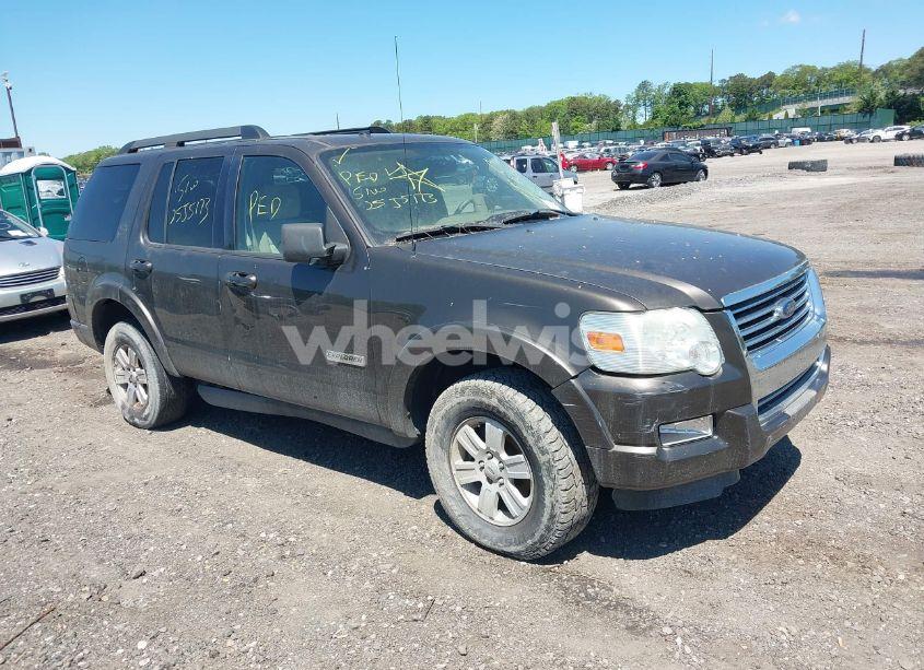 2008 Ford Explorer XLT (VIN 1FMEU73E68UA66143) main photo